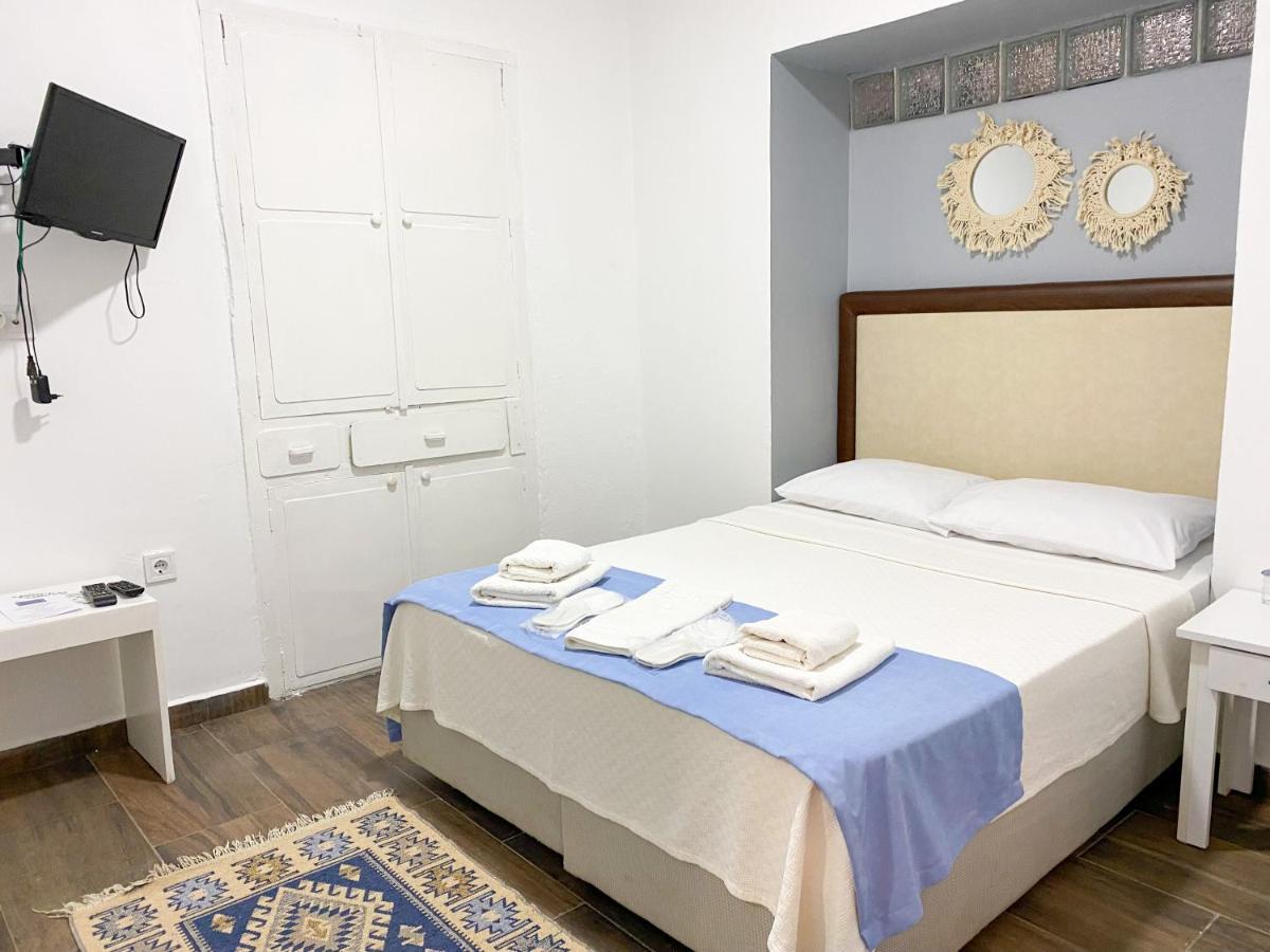 Lacivert Hotel Аявали Стая снимка