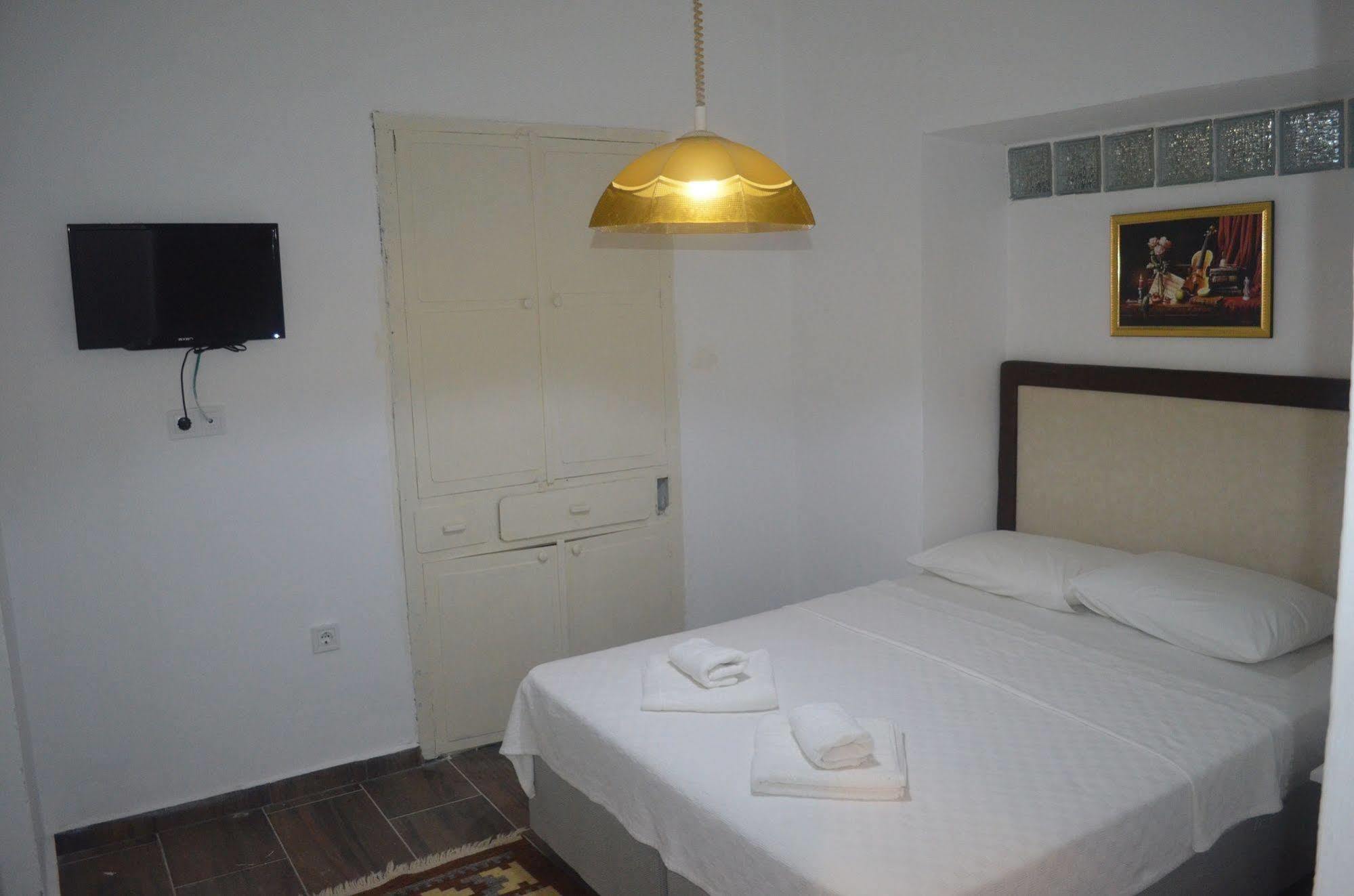 Lacivert Hotel Аявали Екстериор снимка