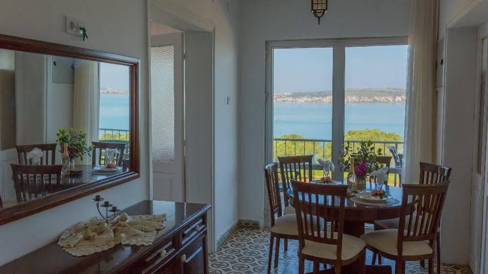 Lacivert Hotel Аявали Екстериор снимка