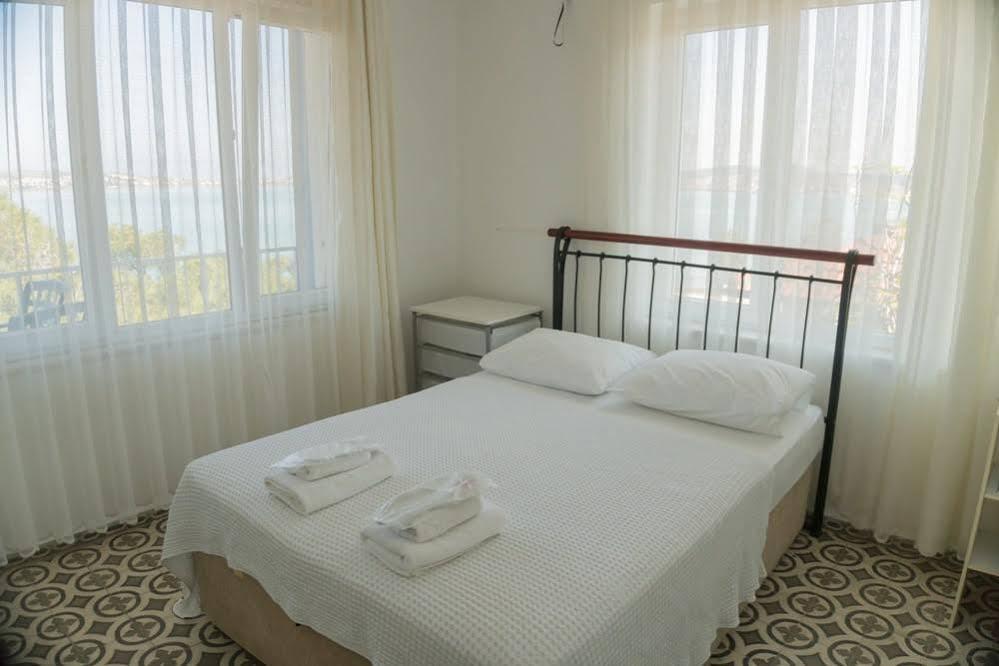 Lacivert Hotel Аявали Екстериор снимка